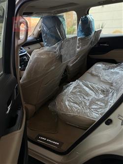 تۆیۆتا لاند کروزەر